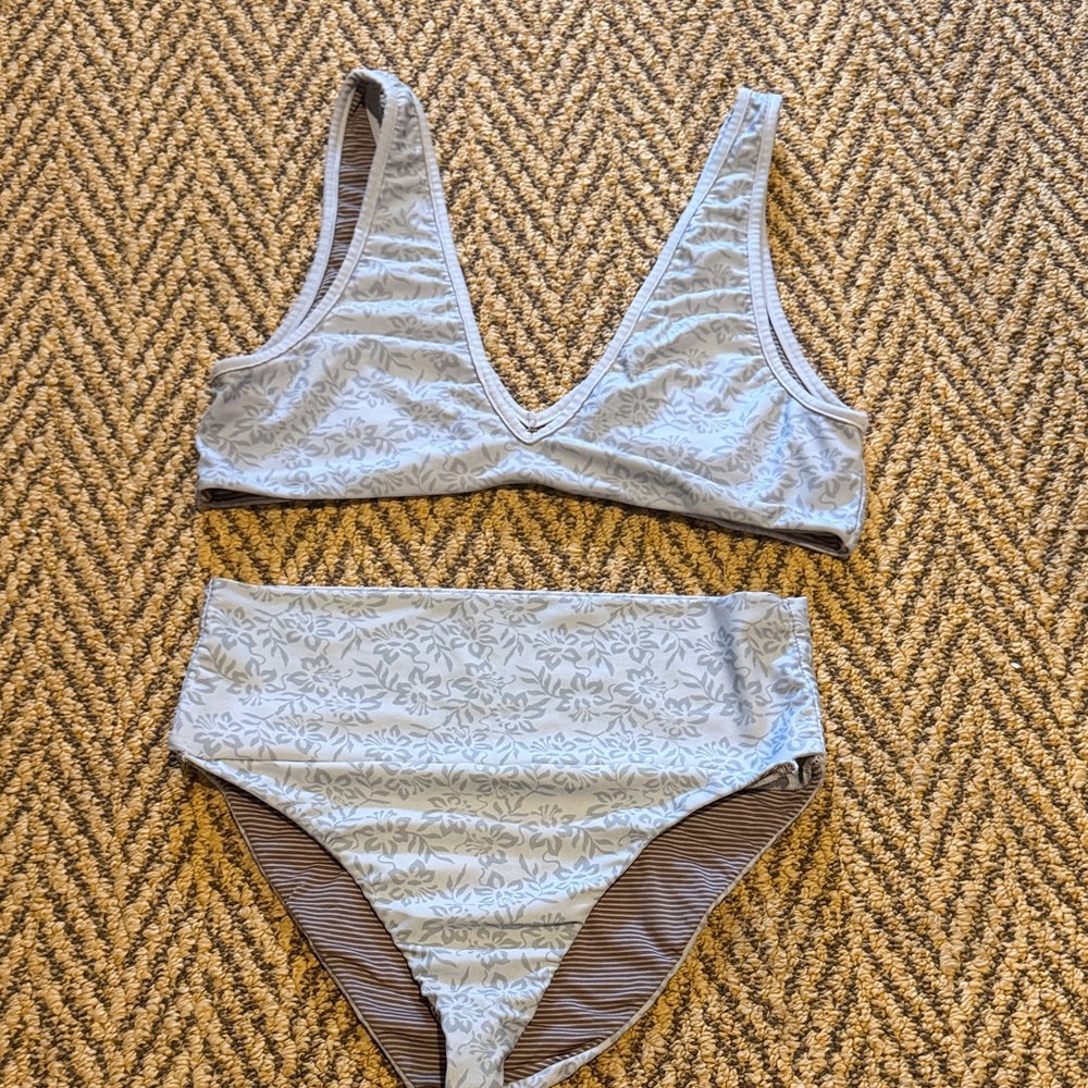 Acacia Set